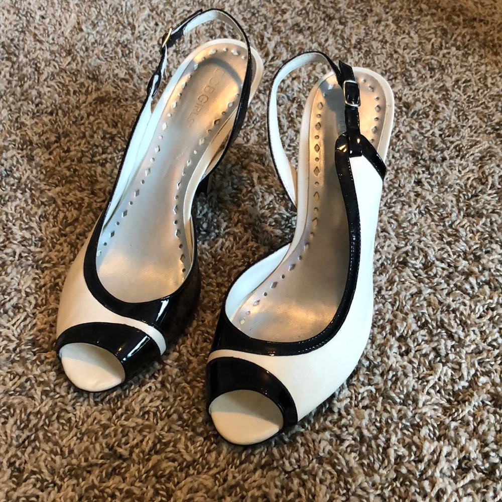 BCBG heels